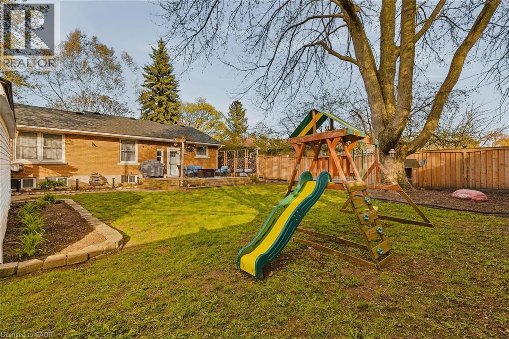 120 ELGIN Crescent - 30