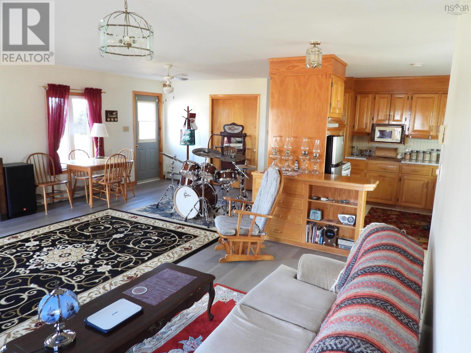 188 Seaman Street - 10
