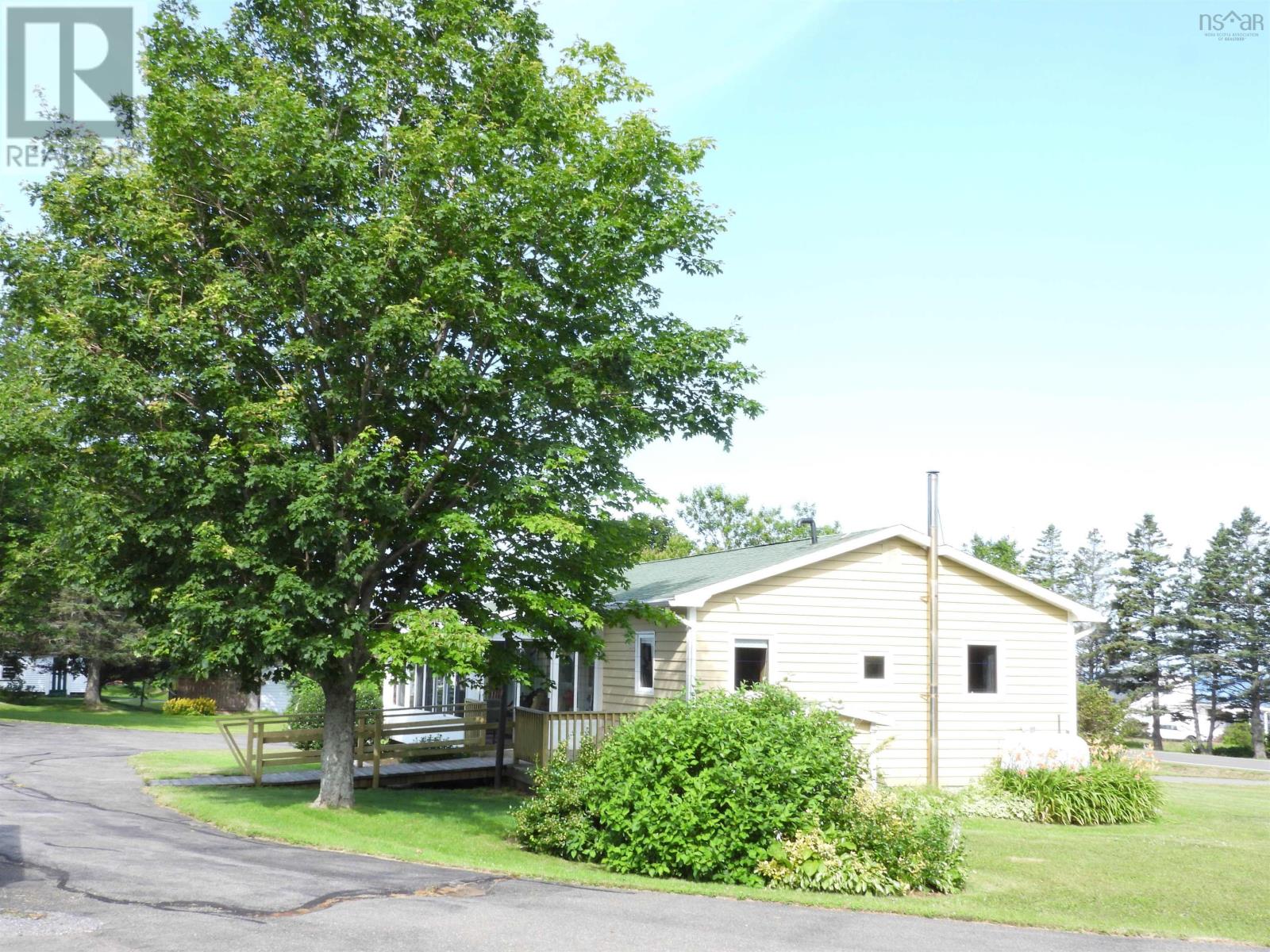 188 Seaman Street - 42