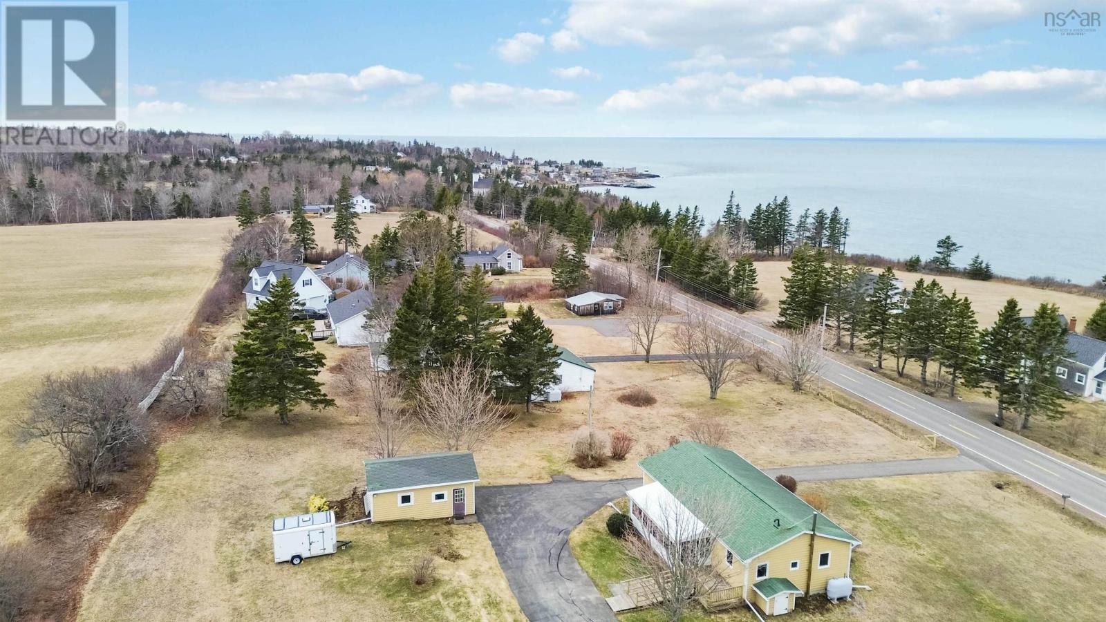 188 Seaman Street - 36