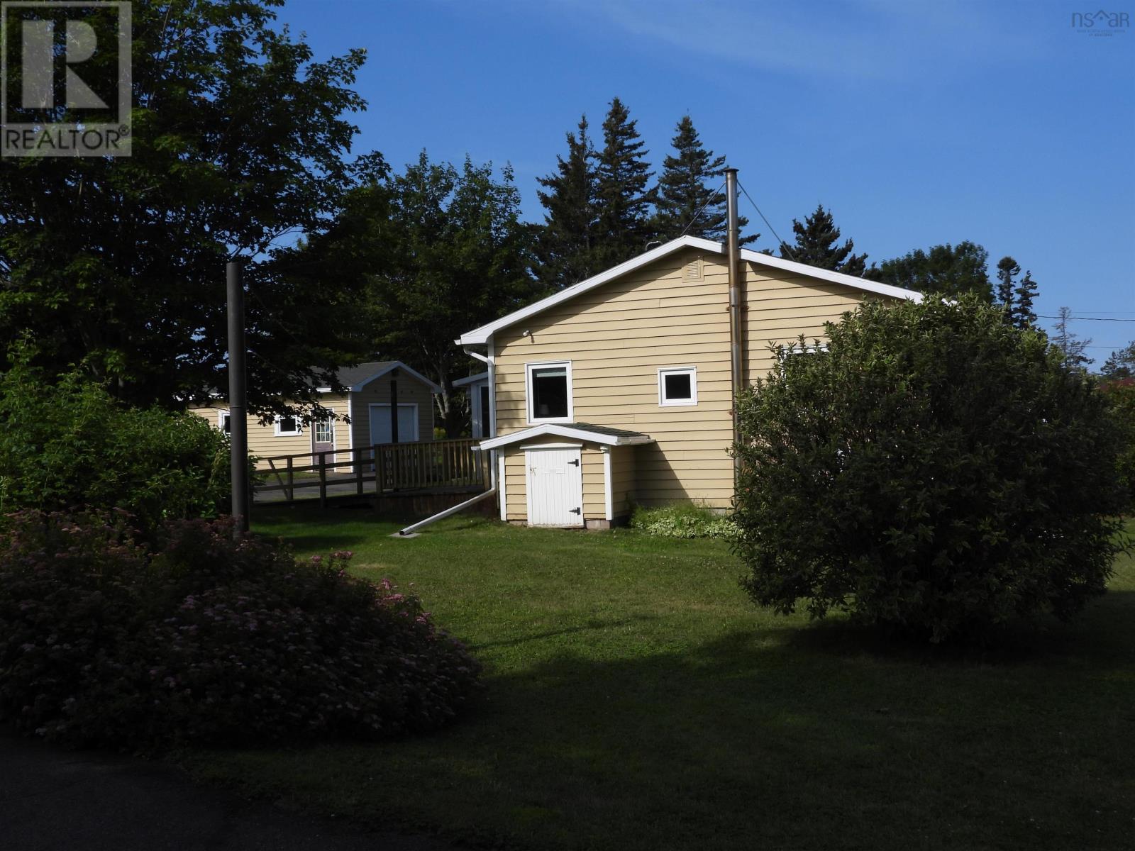 188 Seaman Street - 44