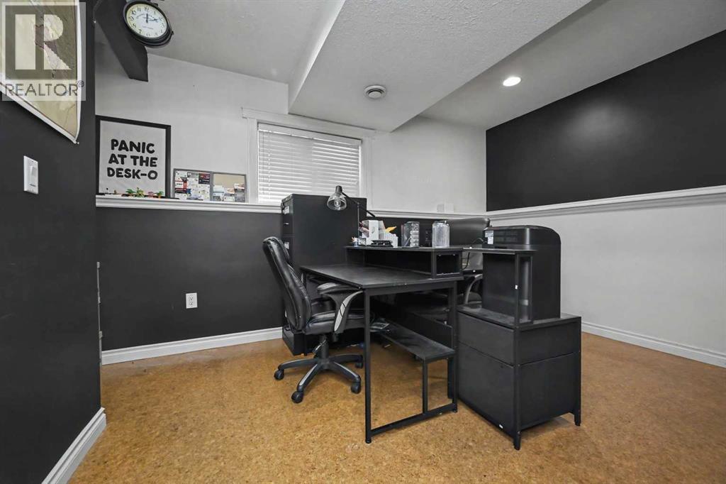 10449 122 Avenue - 20