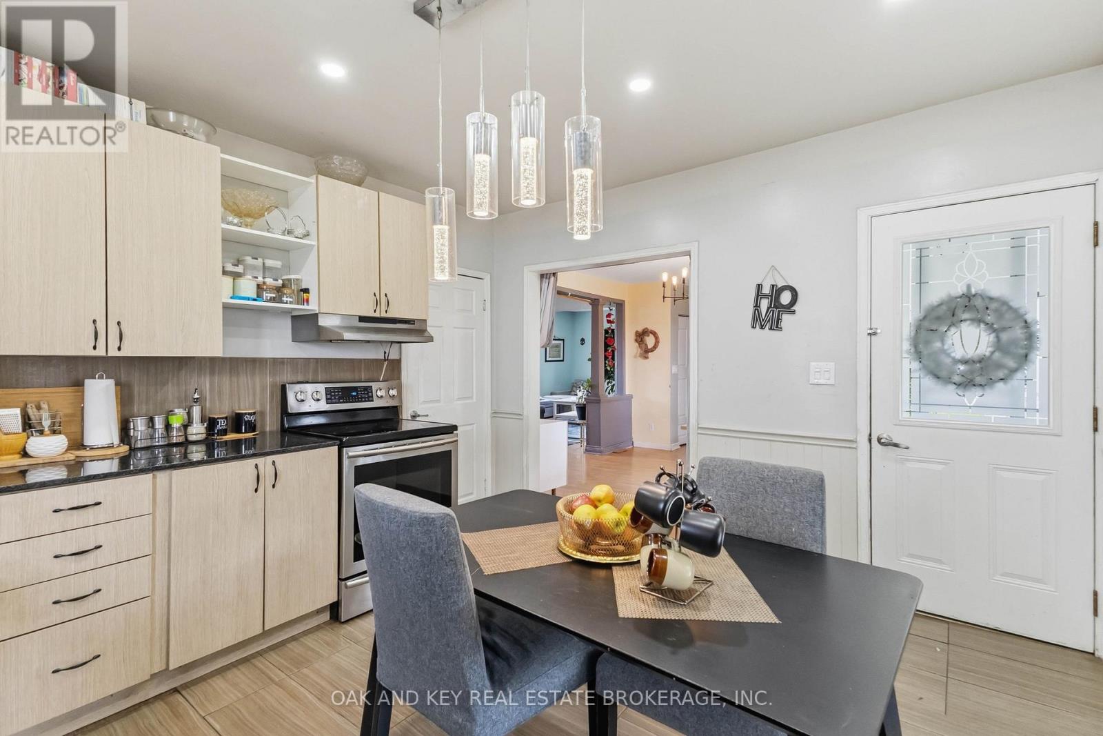 47299 JOHN STREET - 17