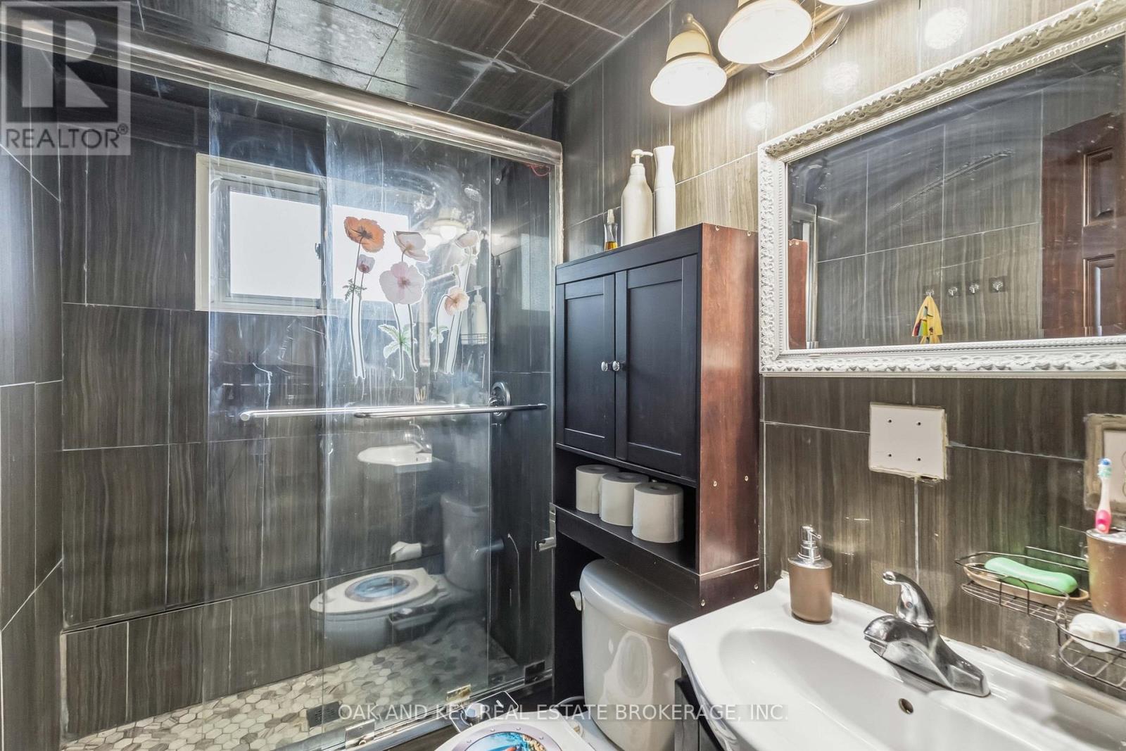 47299 JOHN STREET - 19