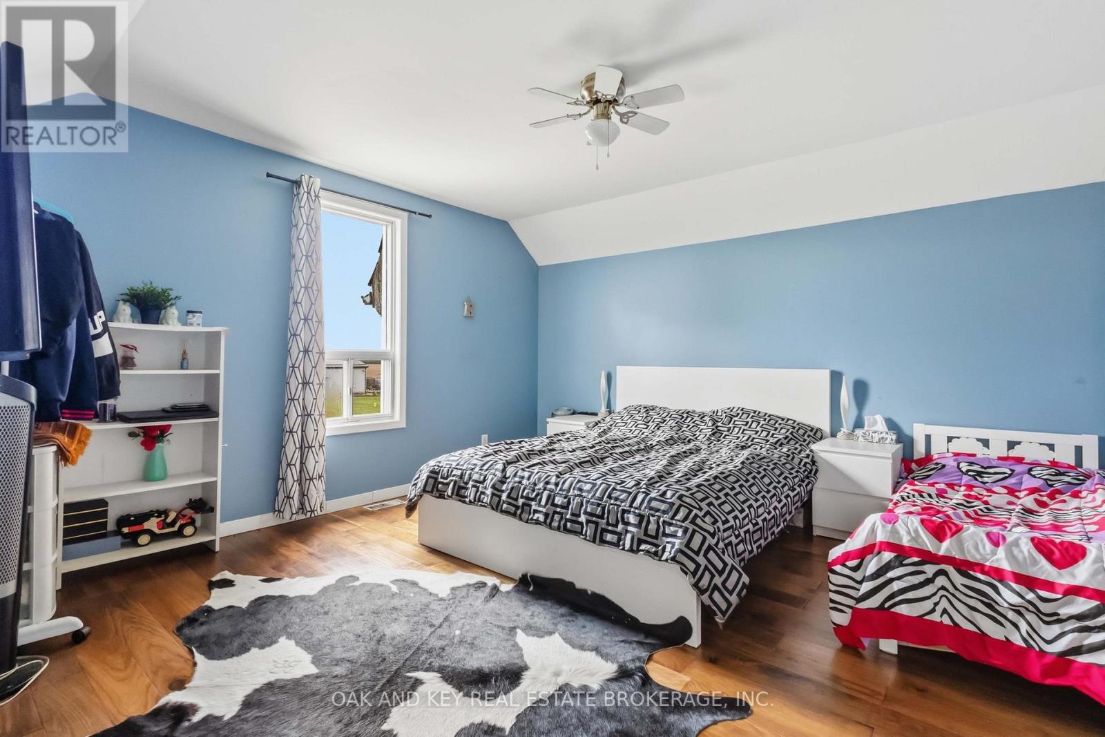 47299 JOHN STREET - 26