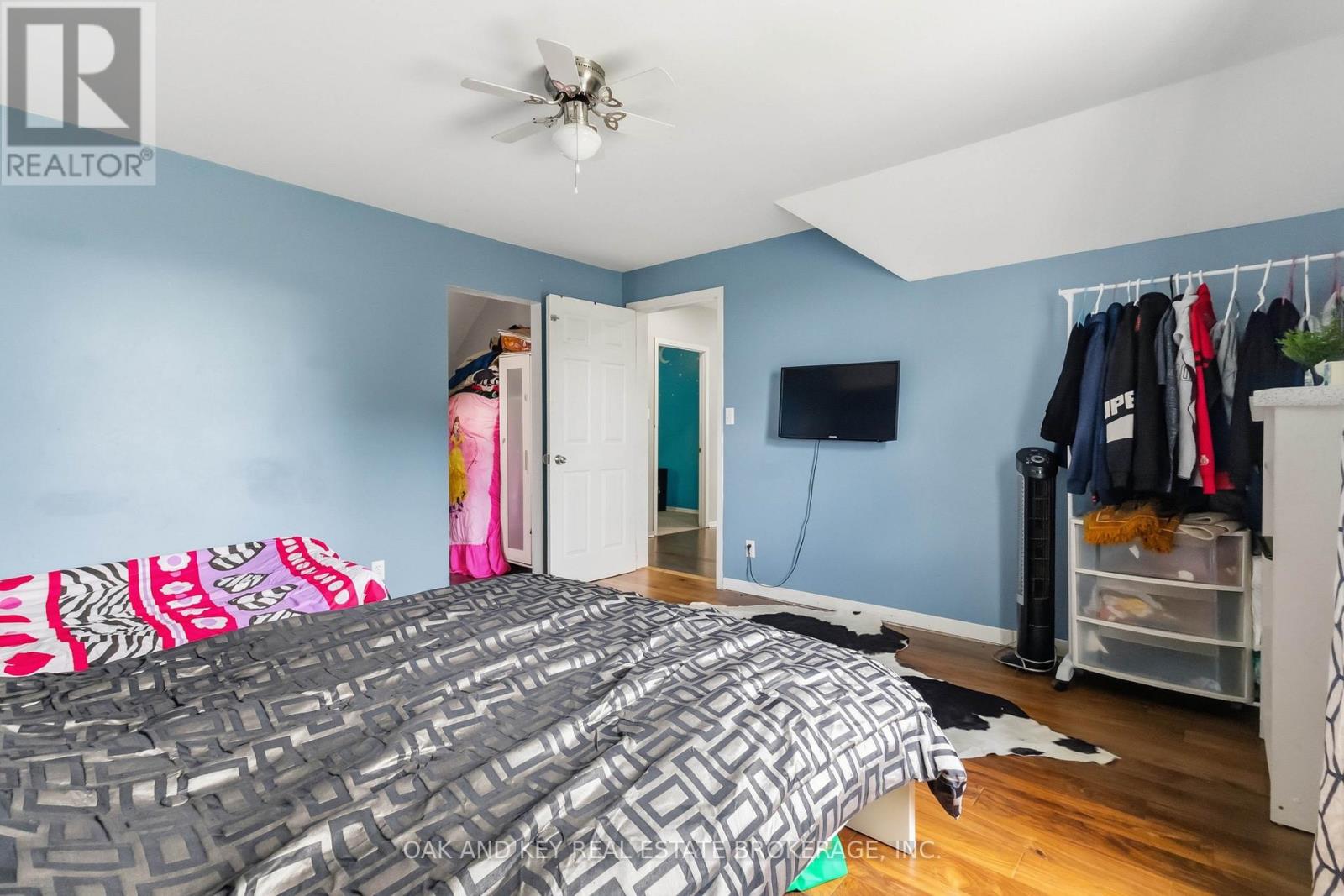 47299 JOHN STREET - 27