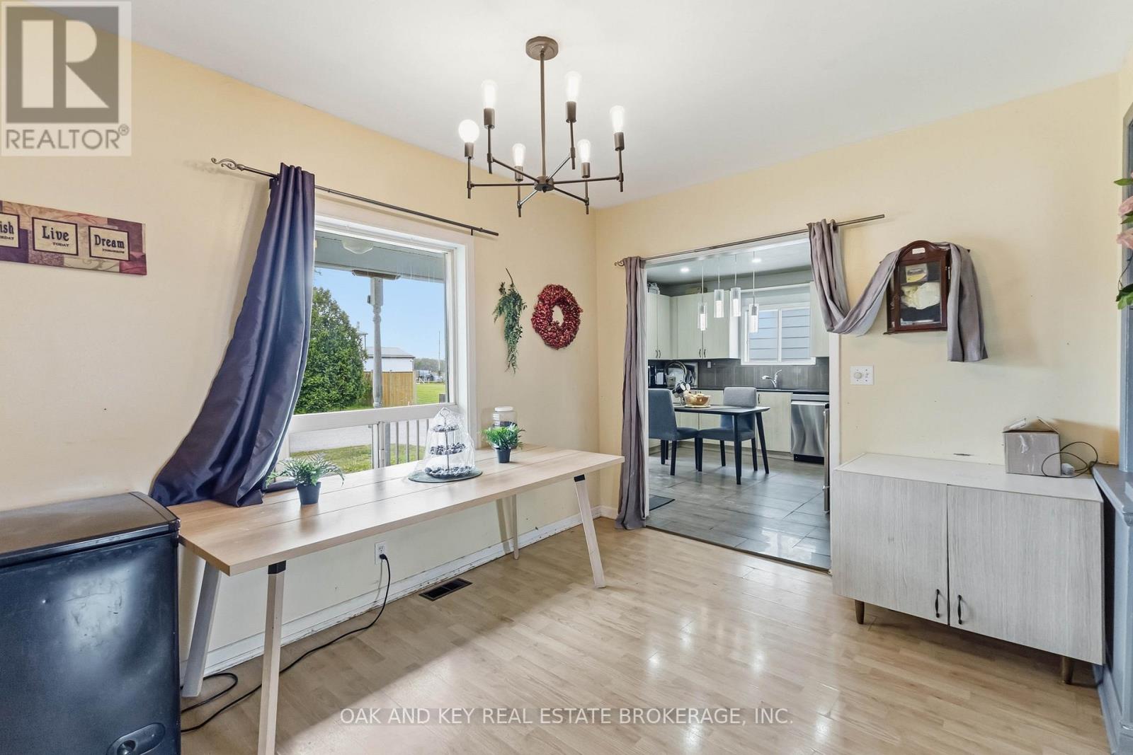 47299 JOHN STREET - 7