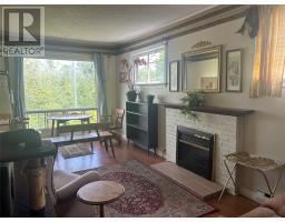 92 Memorial Drive thumbnail 16
