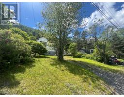 92 Memorial Drive thumbnail 4