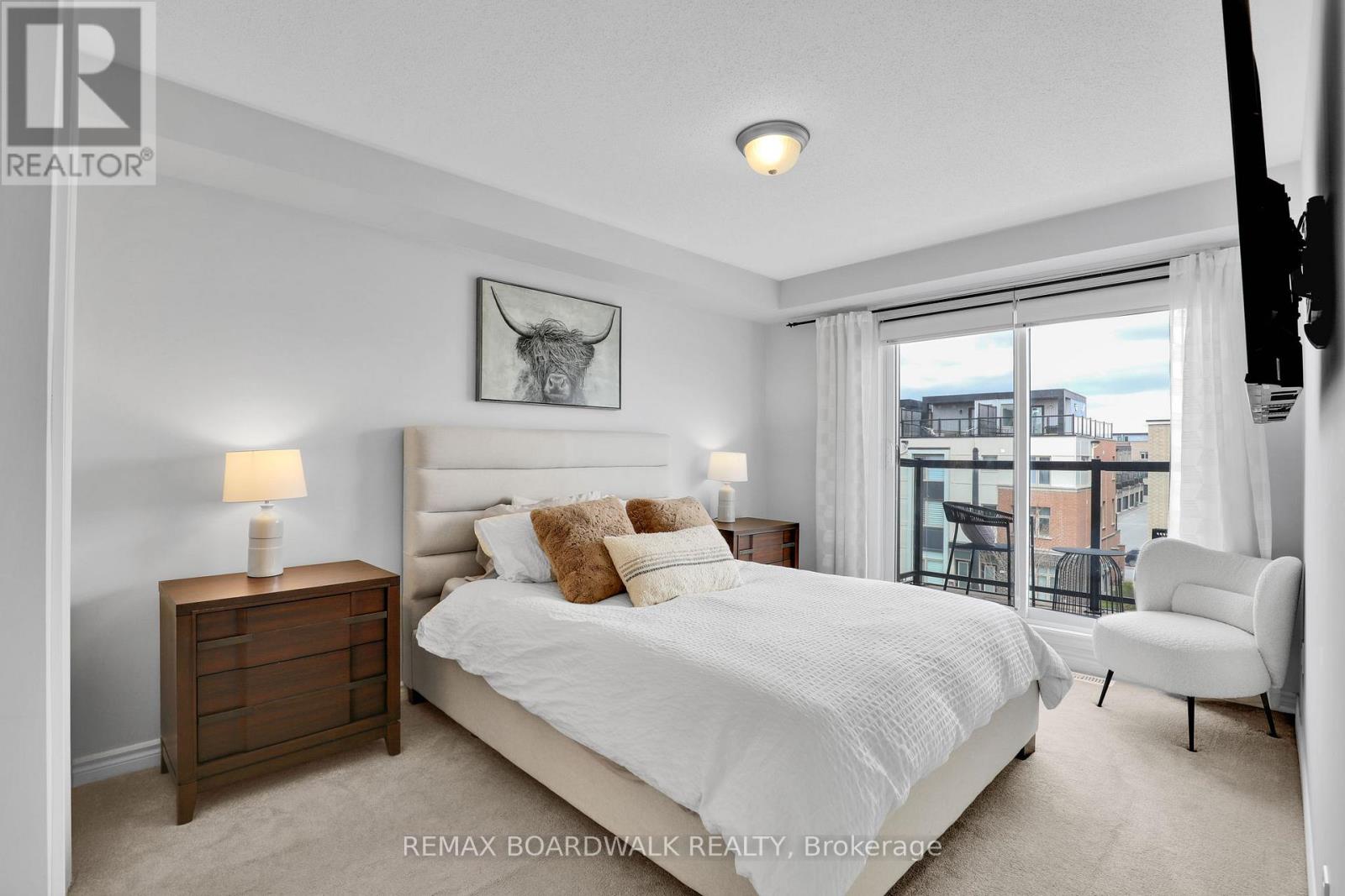 810 MIKINAK ROAD - 23