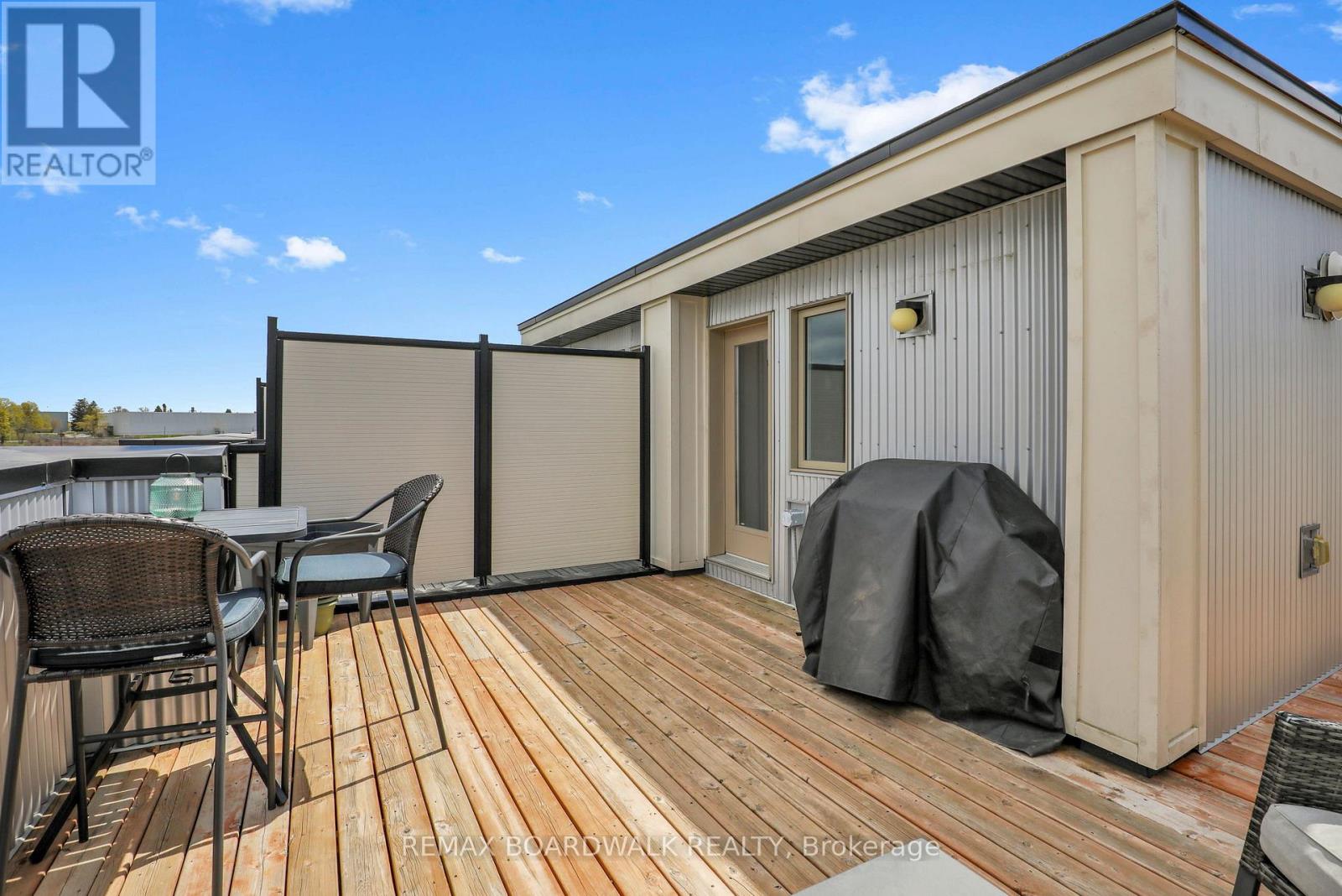 810 MIKINAK ROAD - 35