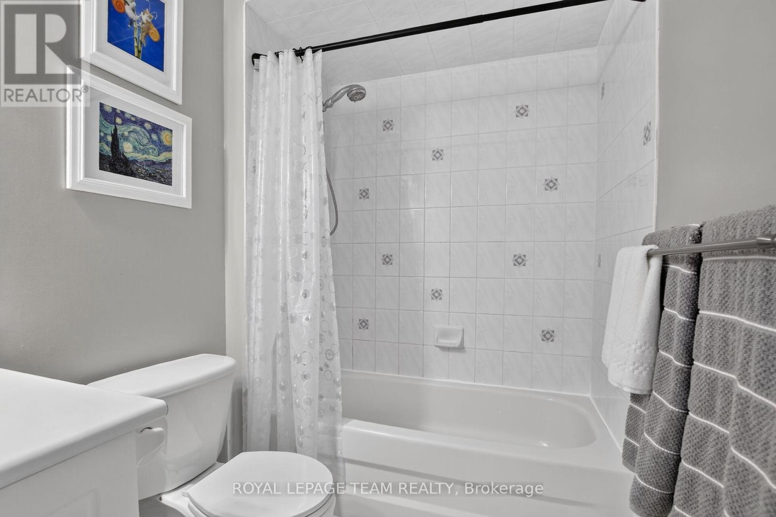 2 WITTINGHAM DRIVE - Image 35