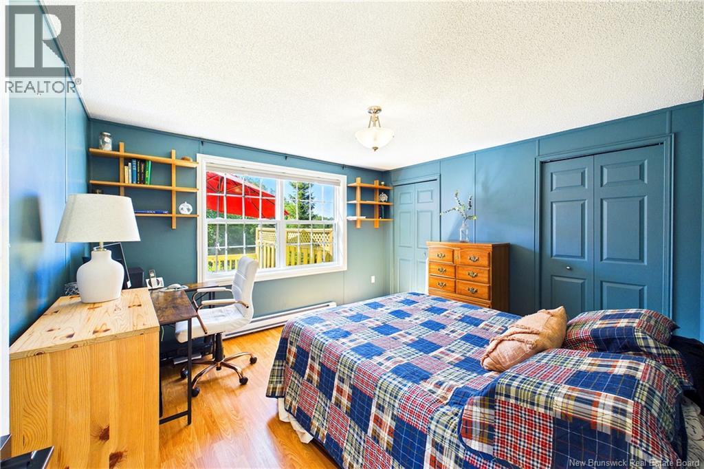 53 Andre - Image 24