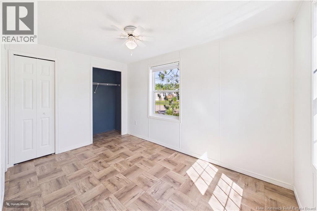 53 Andre - Image 28