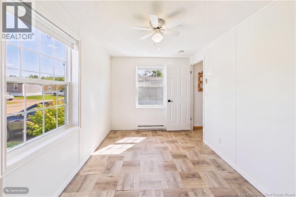53 Andre - Image 30
