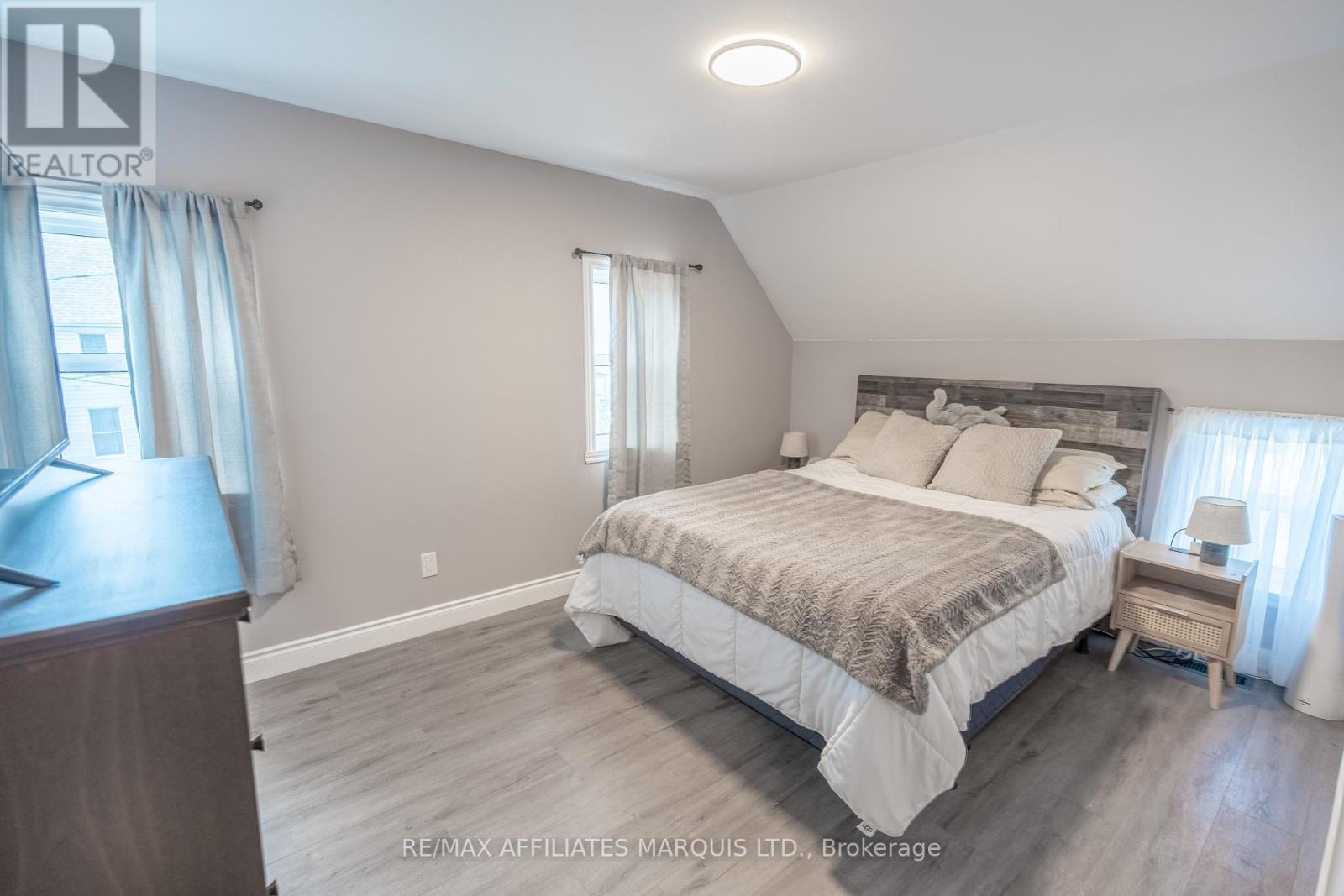 2 WHITEHEAD AVENUE - 11