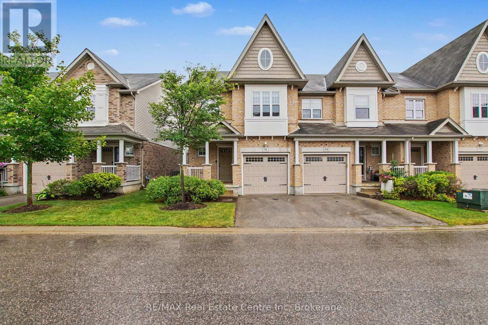 #15 167 ARKELL ROAD - 1