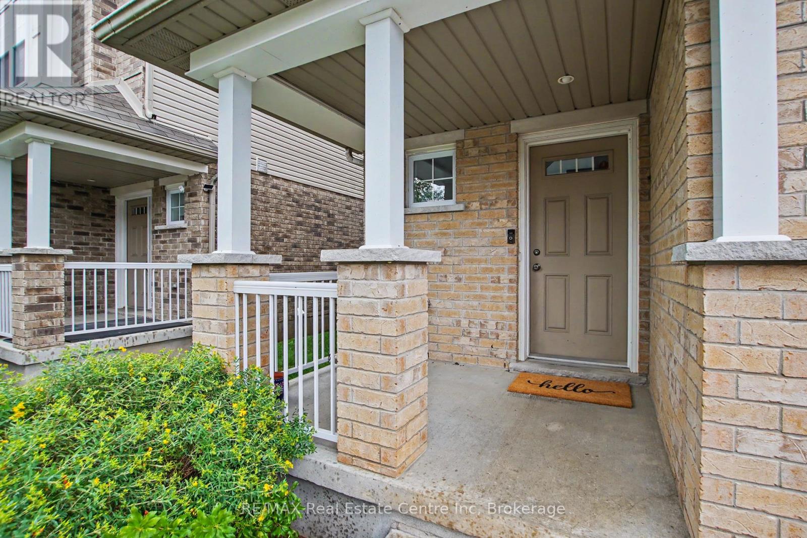 #15 167 ARKELL ROAD - 4