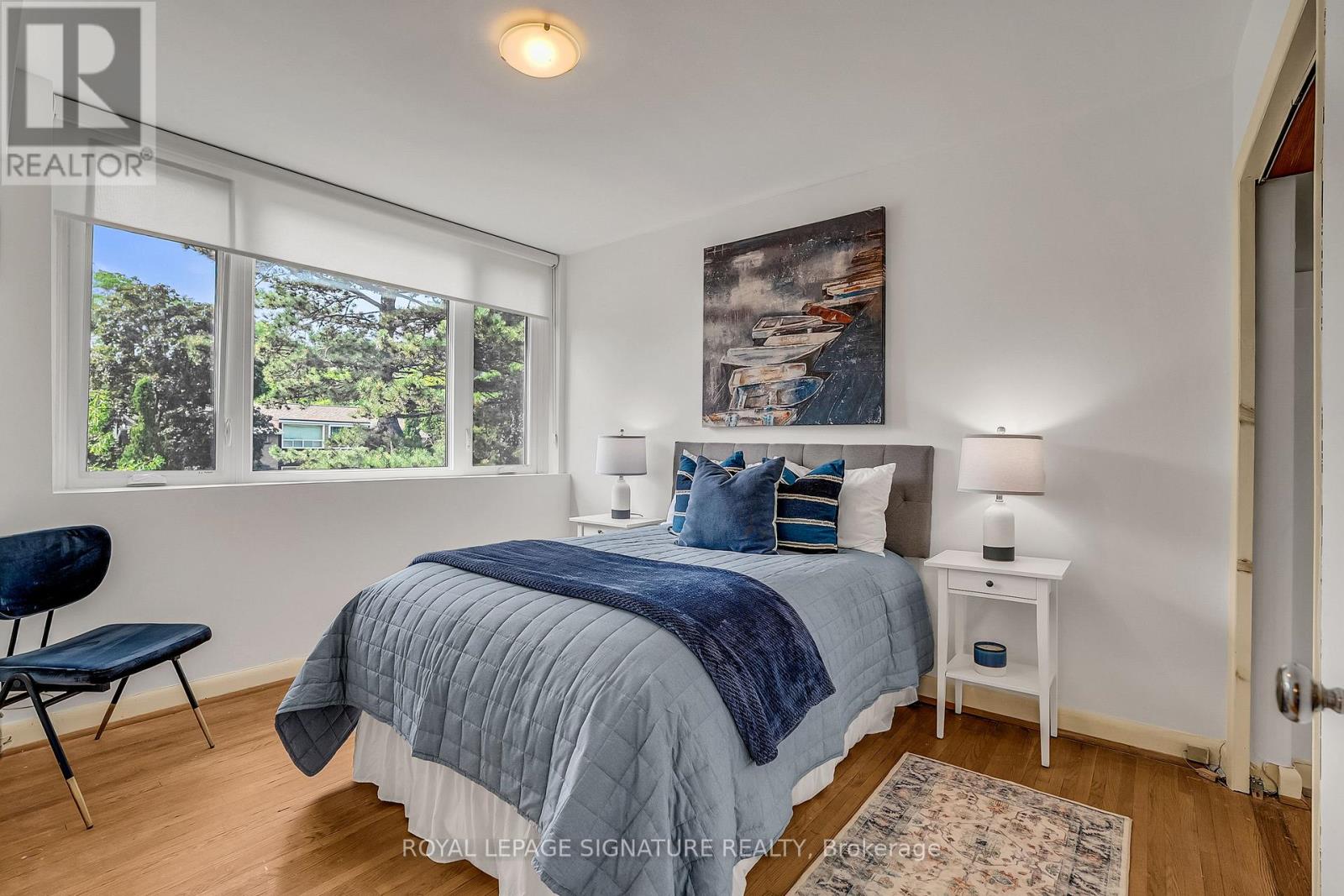 #10 119 SOUTHILL DRIVE - 17