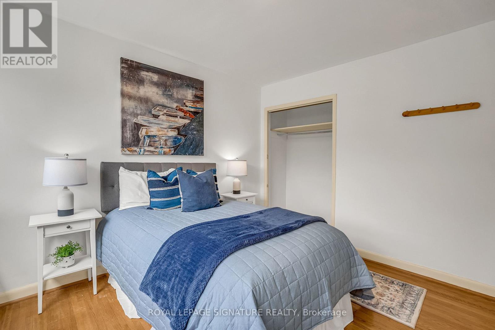 #10 119 SOUTHILL DRIVE - 18