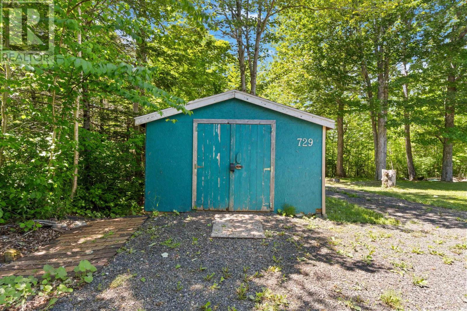 #729 Parker Mountain Road - 43