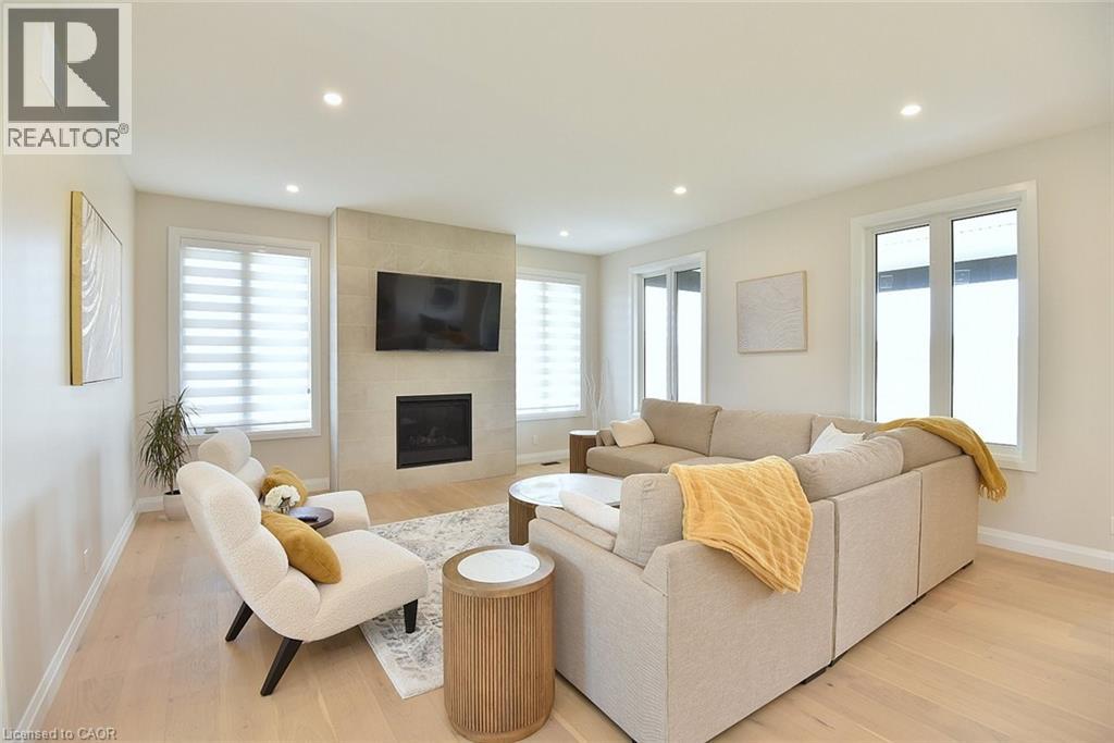 8373 SILVER Street - 6