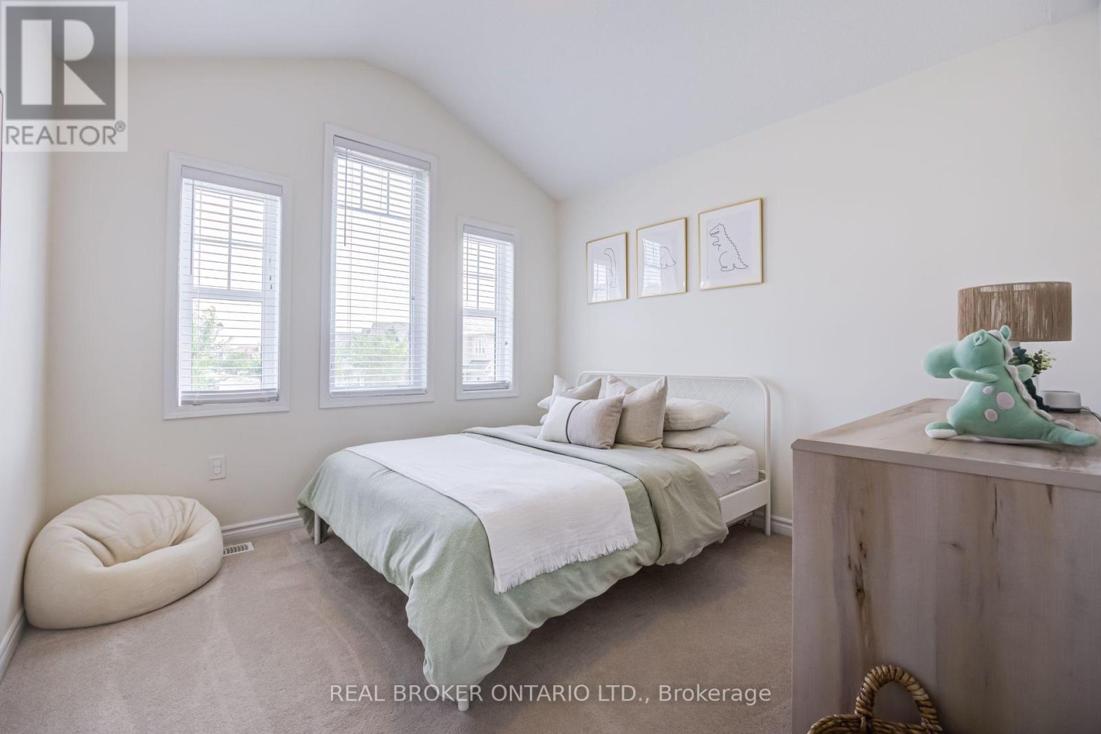 1178 DUIGNAN CRESCENT - 21