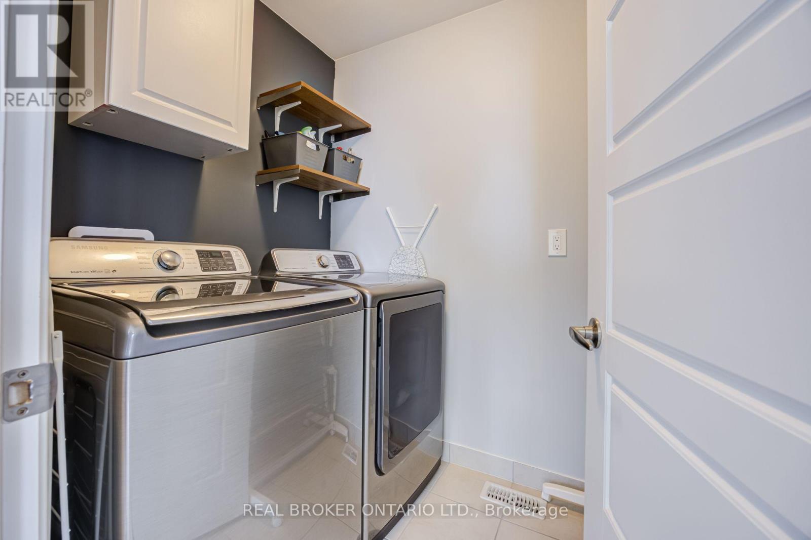 1178 DUIGNAN CRESCENT - 23