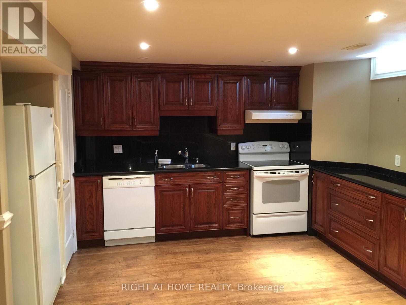 39 SCARLETT TRAIL - 41