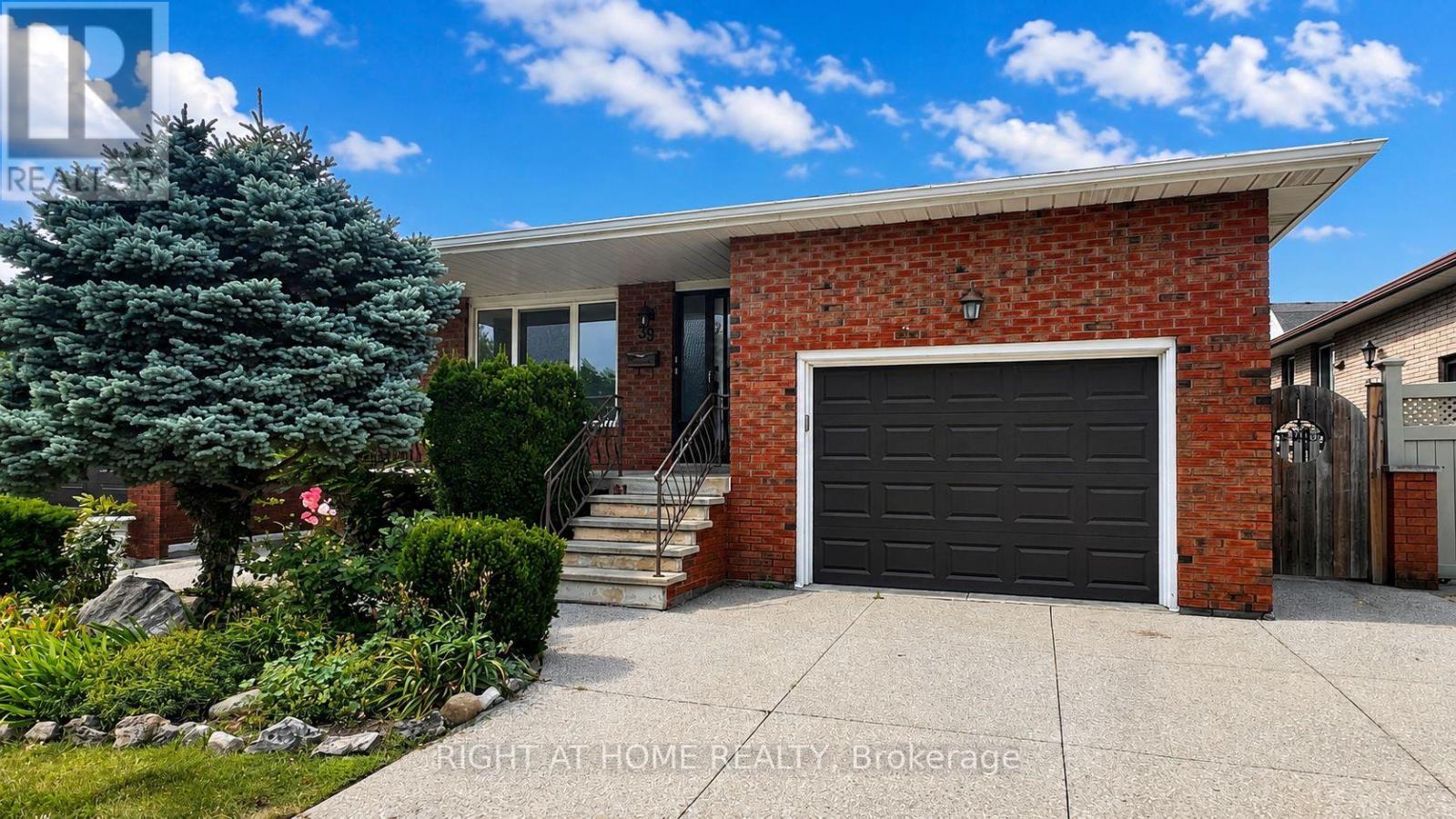 Photo of 39 Lisgar Court