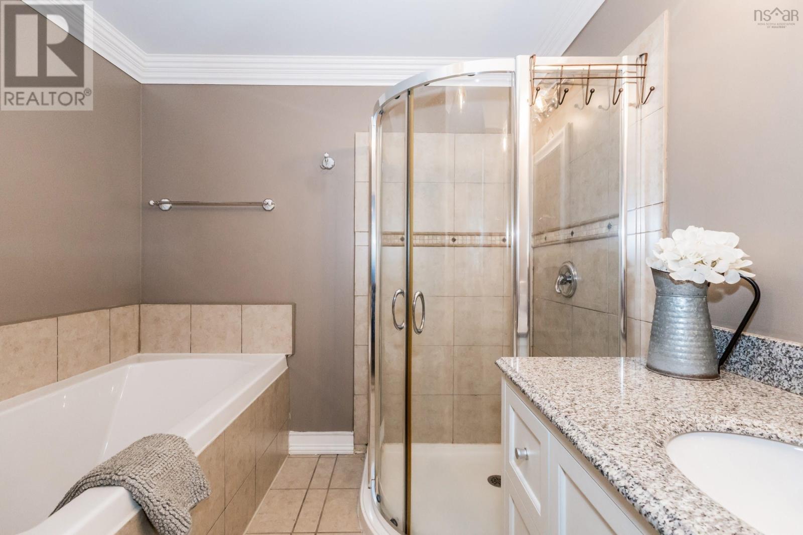 81 Terra Nova Drive - 33
