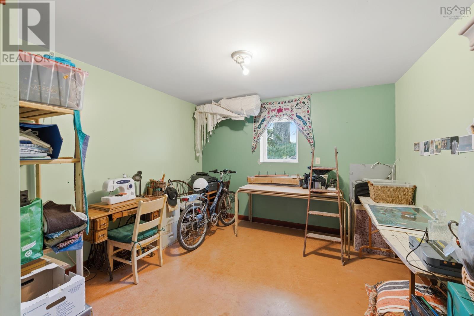 541 Riverview Road - 33
