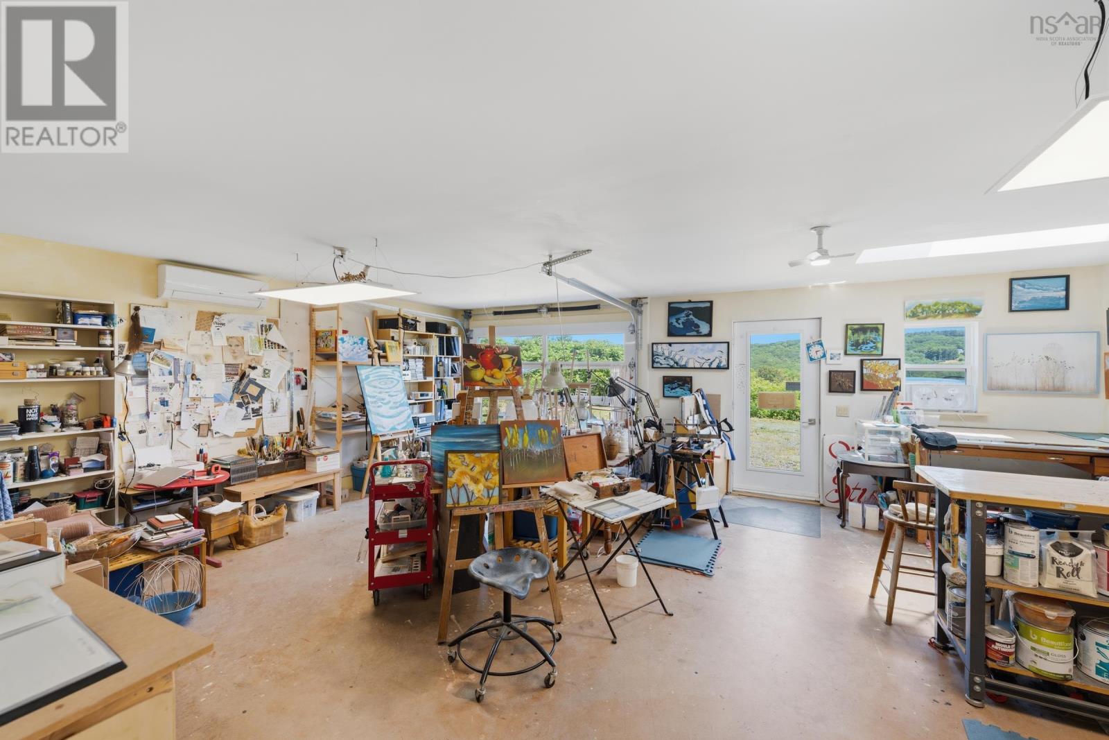 541 Riverview Road - 47