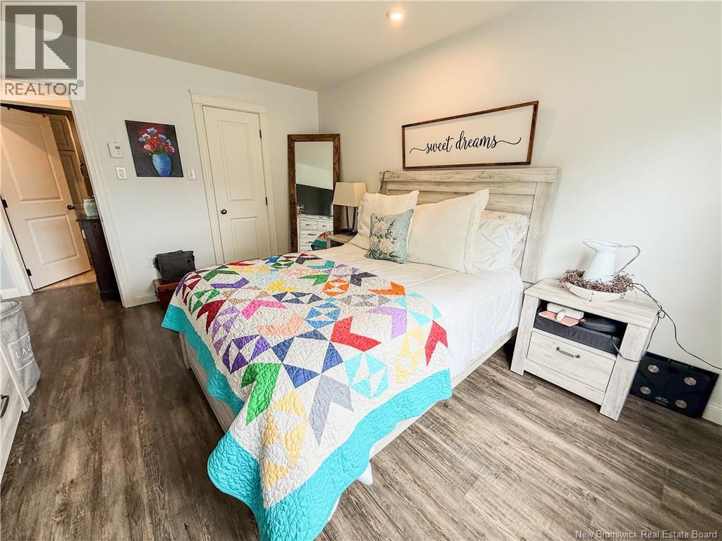 17 Parkview Lane - Image 24