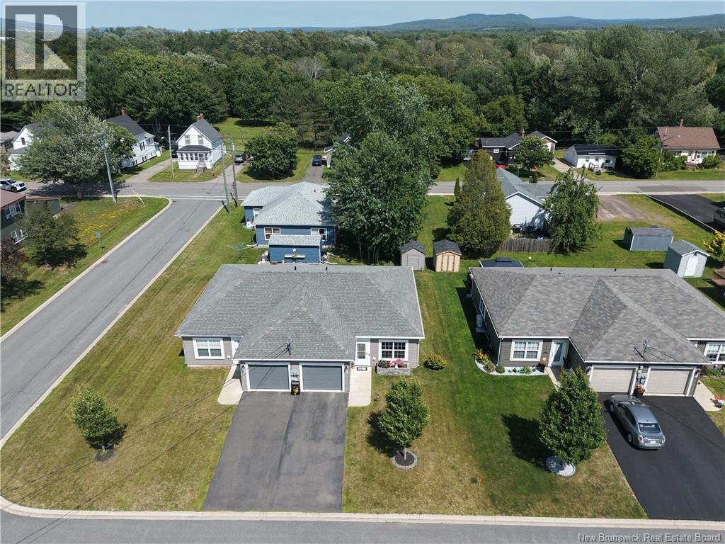 17 Parkview Lane - 32
