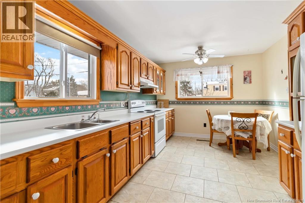 14 Wilmot Avenue - 12
