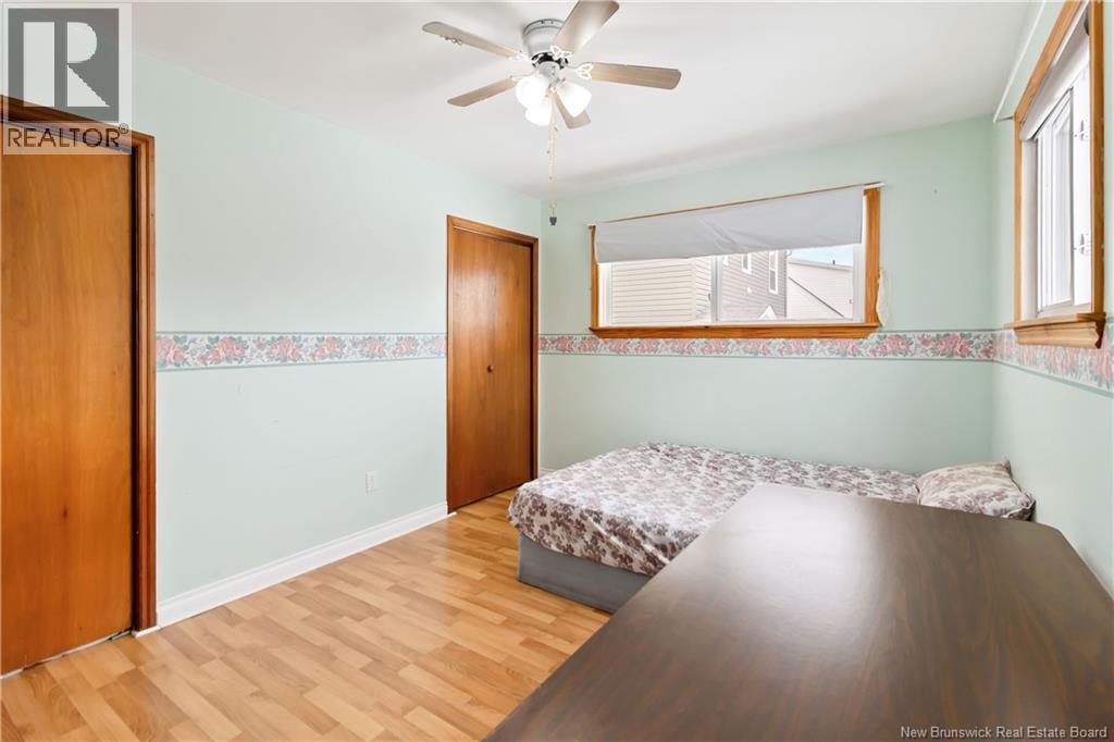 14 Wilmot Avenue - 18