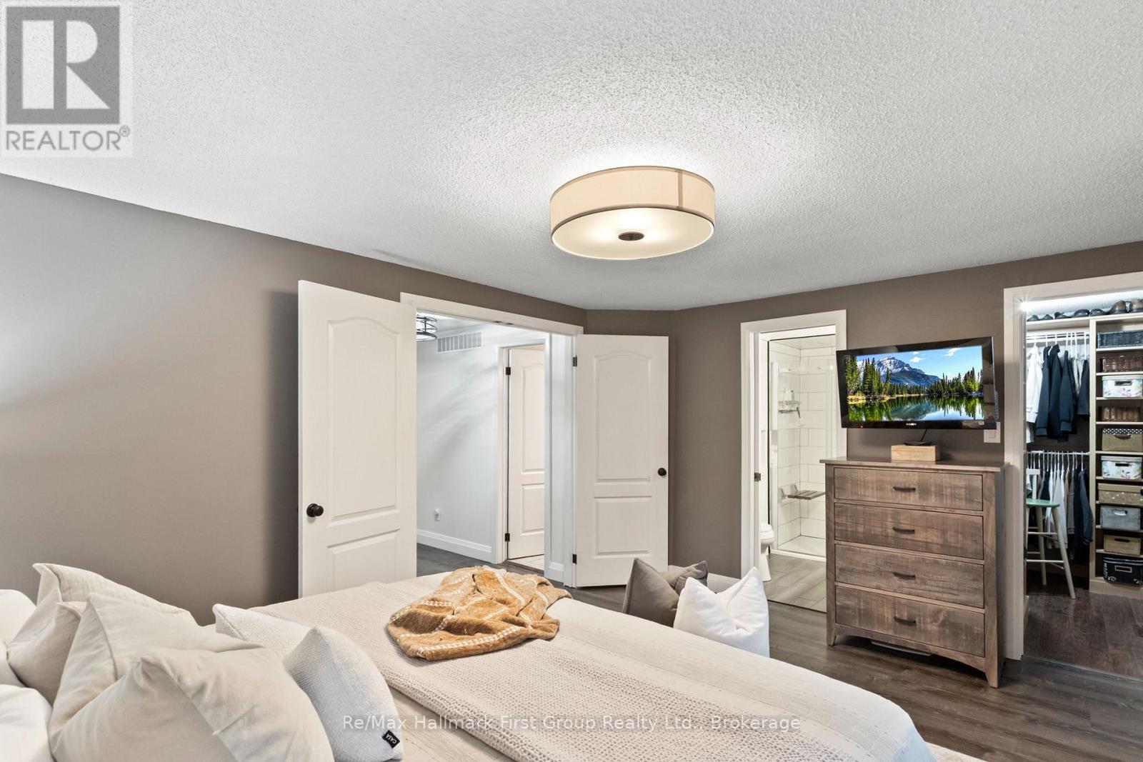100 RICE DRIVE - Image 24