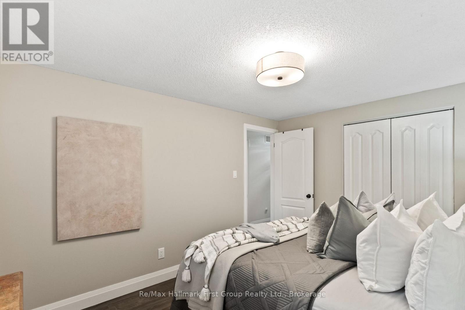 100 RICE DRIVE - Image 28