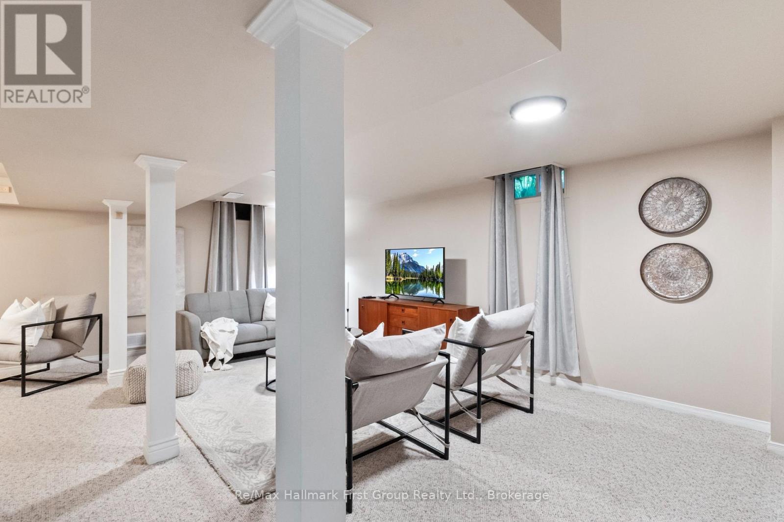 100 RICE DRIVE - Image 34