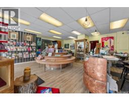2730 13th Avenue, Regina, SK S4T1N3 Photo 15