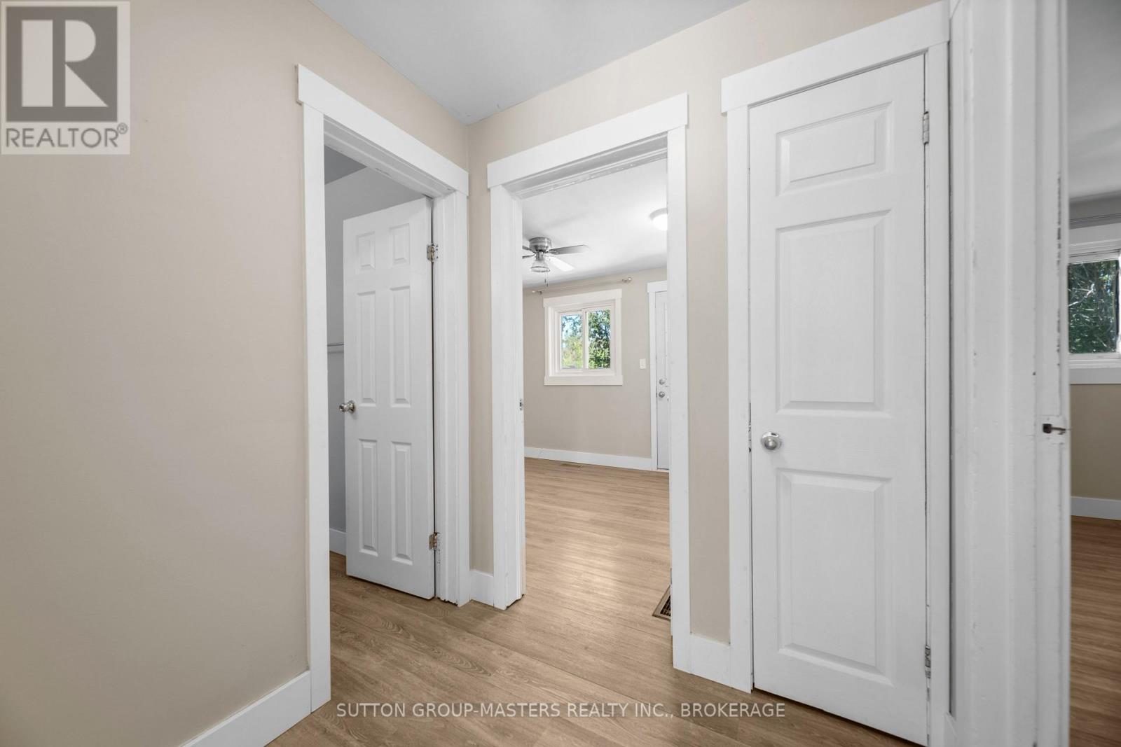 46 MORDEN CRESCENT - 13