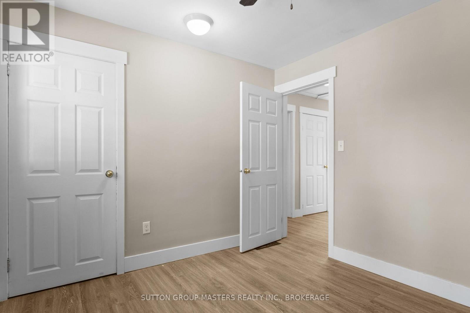 46 MORDEN CRESCENT - 15