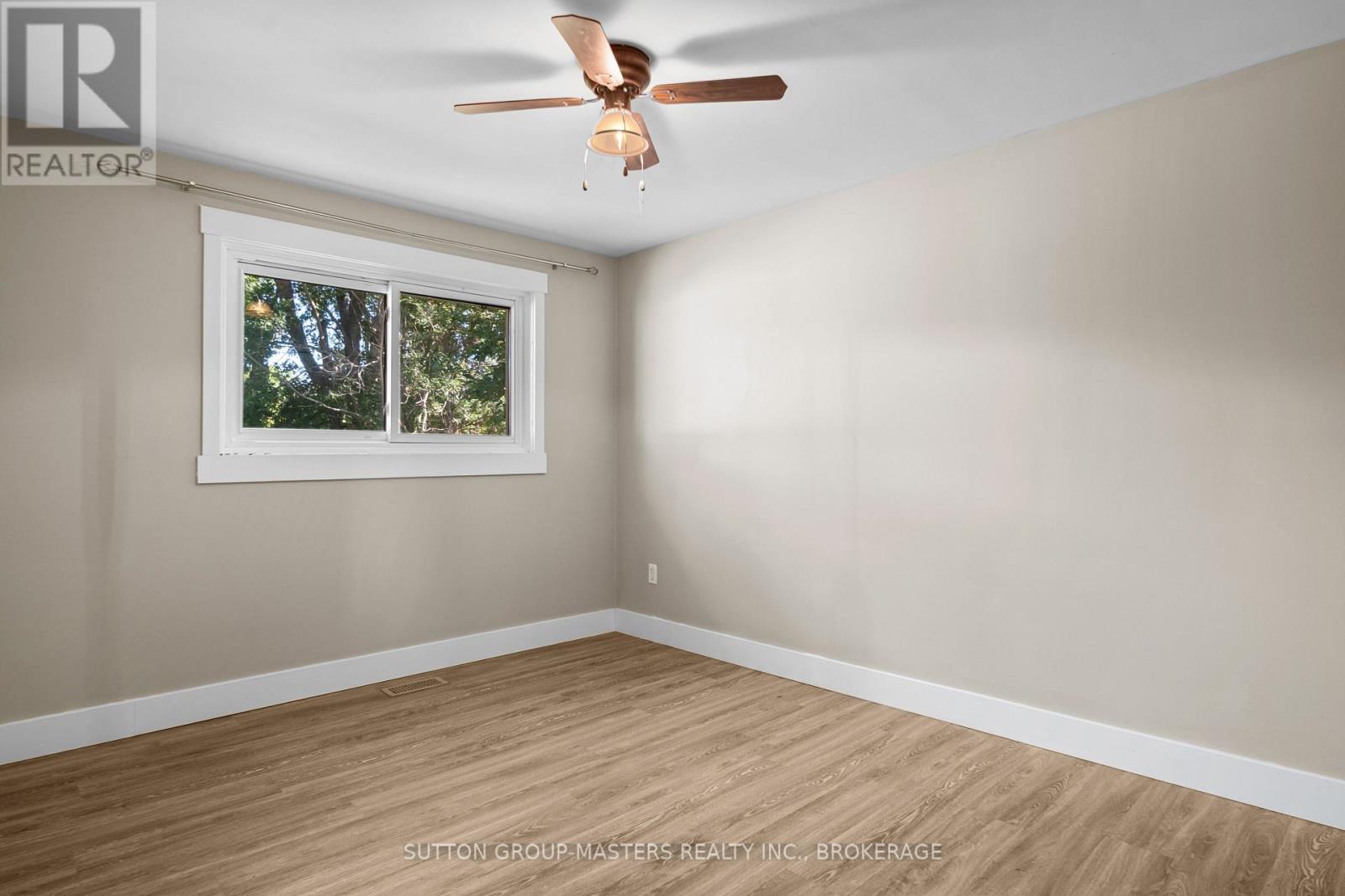 46 MORDEN CRESCENT - 16