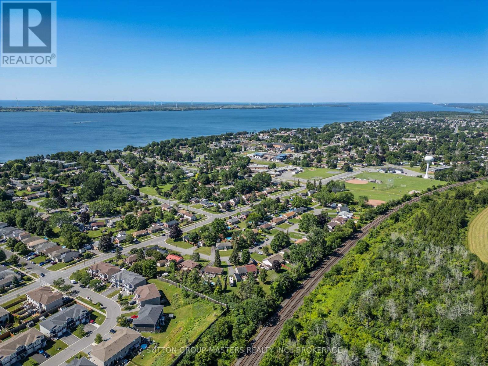 46 MORDEN CRESCENT - 32