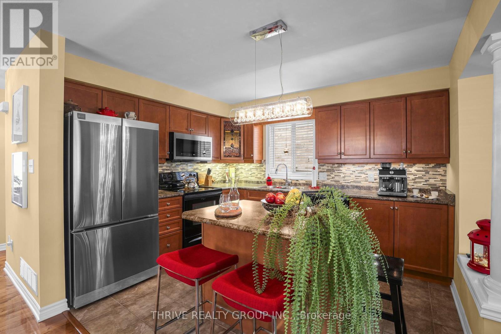 1351 PLEASANTVIEW DRIVE - 17