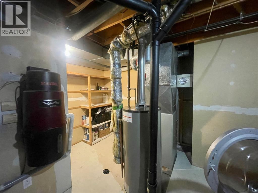 5301 15 Ave - 44