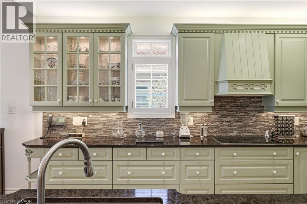4172 STONEBRIDGE Crescent - 15
