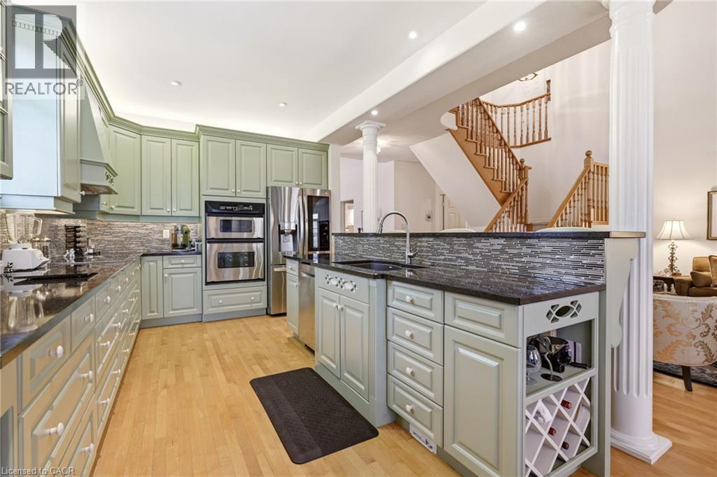 4172 STONEBRIDGE Crescent - 14