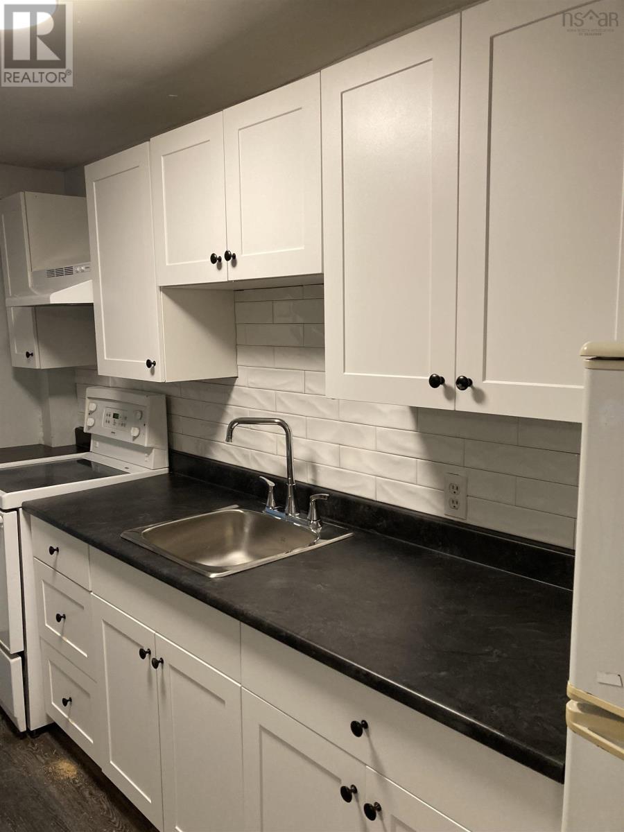Property 18 of 49 of 123 Water Street